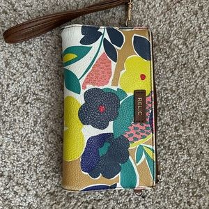 Relic wallet/wristlet great condition